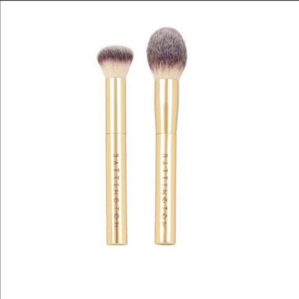 BNIB Battington Beauty brush set!
